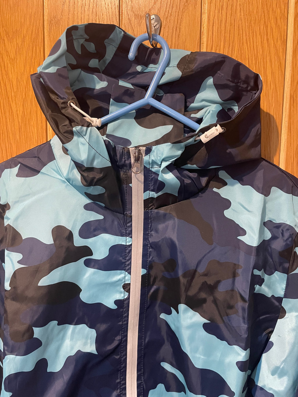 Men’s Camo Hooded Jacket – Lightweight Zip-Up Windbreaker (Spring/Autumn)