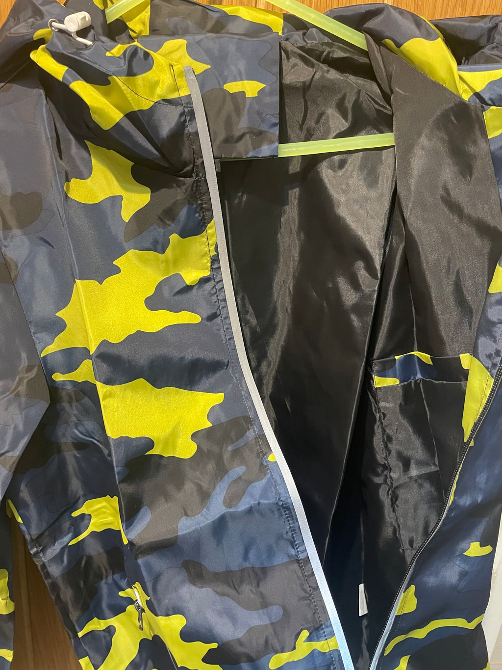 Men’s Camo Hooded Jacket – Lightweight Zip-Up Windbreaker (Spring/Autumn)