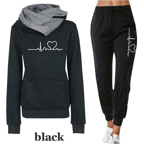 Women’s Heartbeat Hoodie Tracksuit Set 💖 | Autumn Pullover & Black Joggers