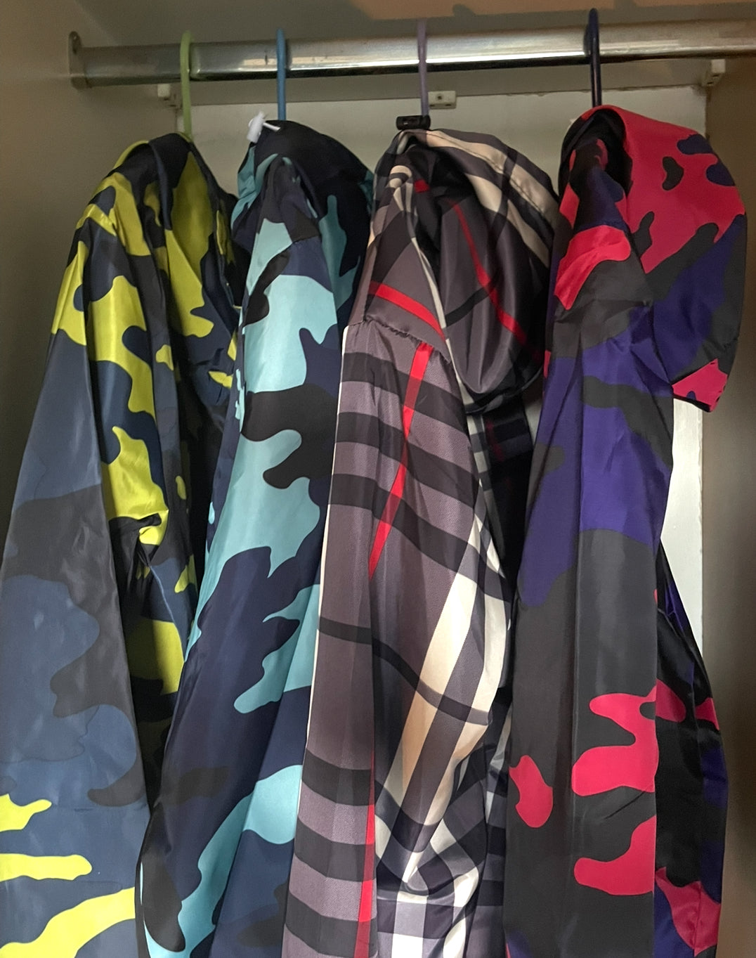 Men’s Camo Hooded Jacket – Lightweight Zip-Up Windbreaker (Spring/Autumn)